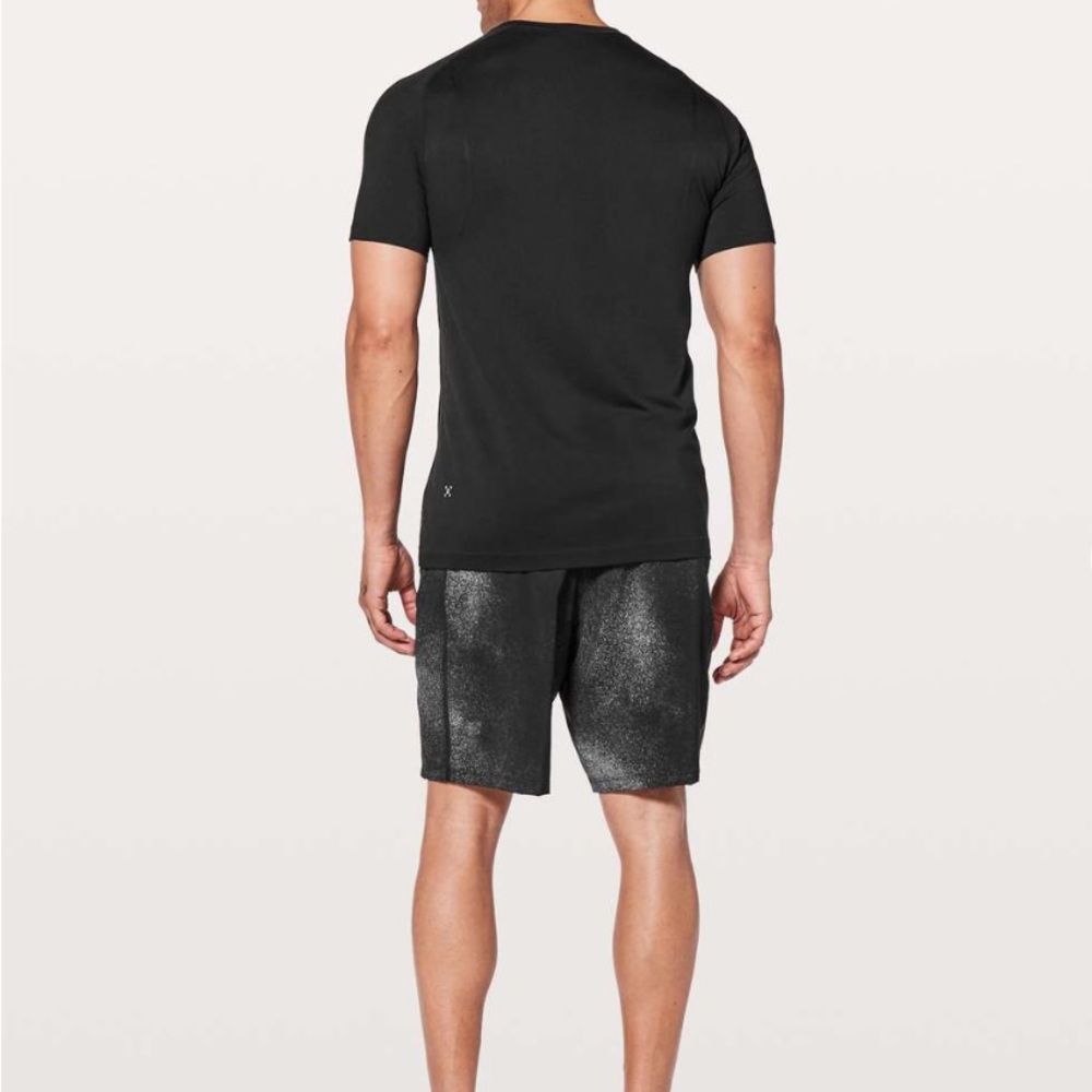 LULULEMON Pace Breaker Out Of Mind Liner 9"
Ocean Spray Ice Gray Spray